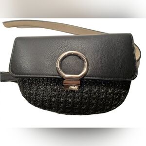 Steve Madden Women's Belt Bag Fanny Pack Black Straw Beach